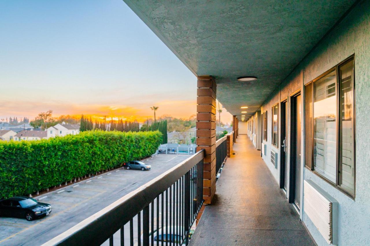 Gateway Inn Gardena Los Angeles South מראה חיצוני תמונה